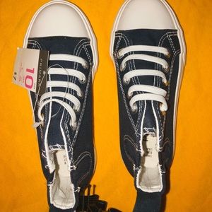 Toddler Boy Primark inspired Converse sneakers 💙